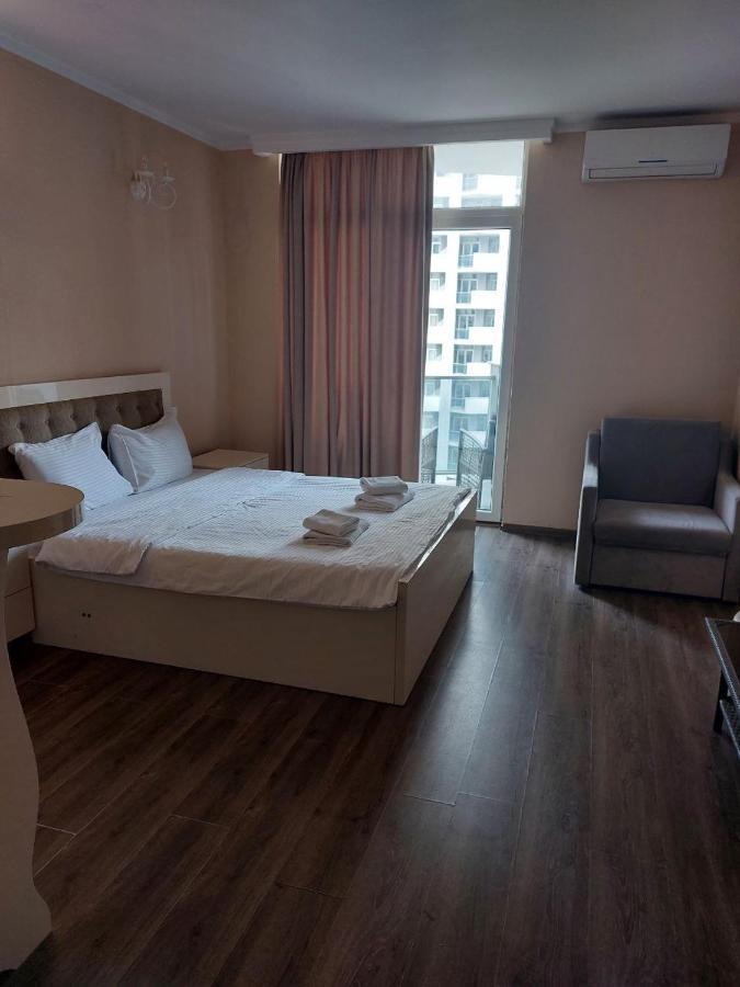 City Centre Apartamento Batumi Exterior foto
